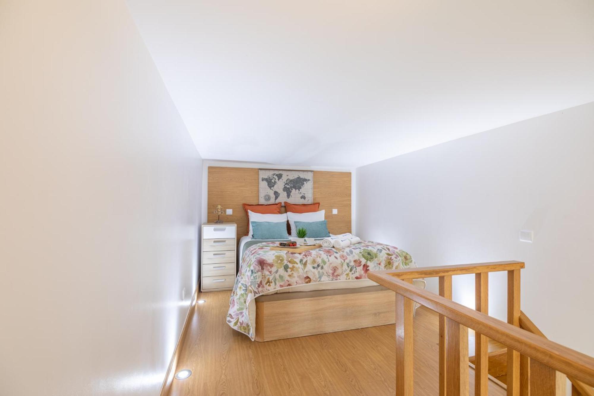 Deluxe Spacious Flats W Mezzanine By Host Wise Lejlighed Porto Eksteriør billede