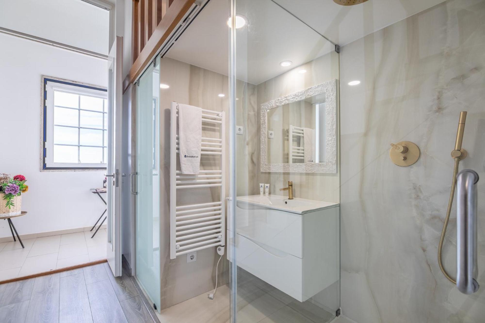 Deluxe Spacious Flats W Mezzanine By Host Wise Lejlighed Porto Eksteriør billede